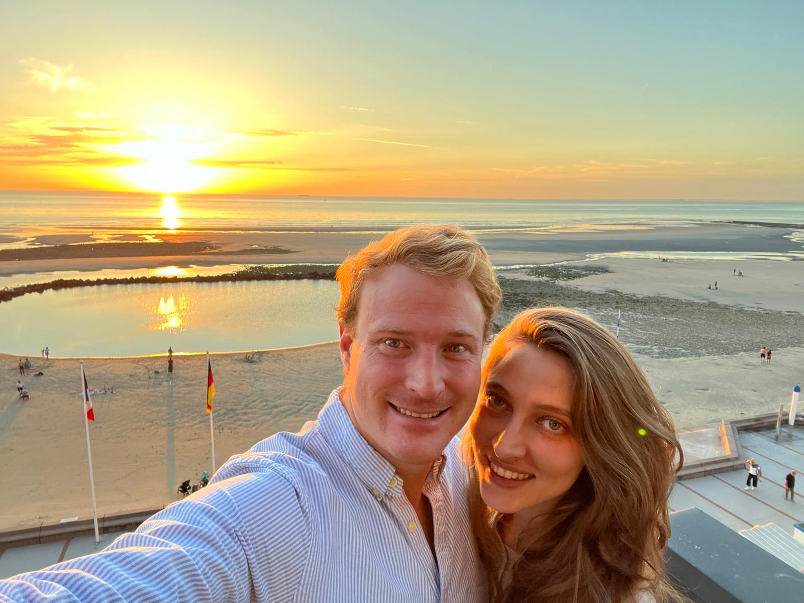 Patricia et Aymeric au coucher de soleil